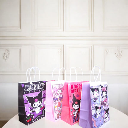 12 Bolsas para regalo Kuromi $6.5 c/u