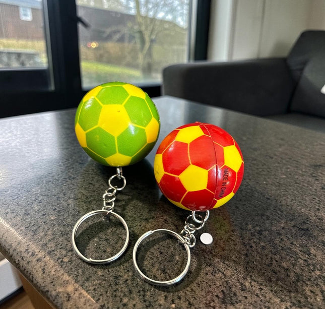 12 Llaveros Balón de Futbol Colores $5.5 c/u