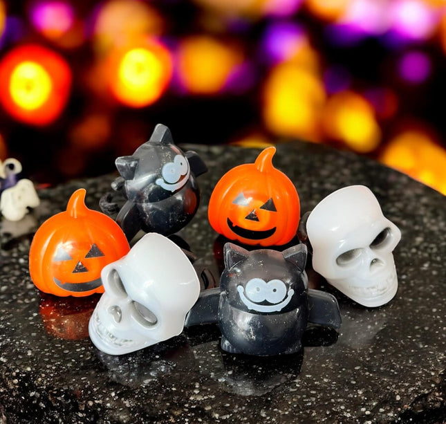 24 Anillos Halloween con Luces $12.3 c/u