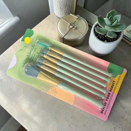 12 Sets de Brochas para Maquillaje Colores $22.5 c/u