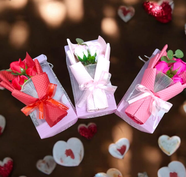 3 Caja de Ramo de Rosas San Valentín $99 c/u