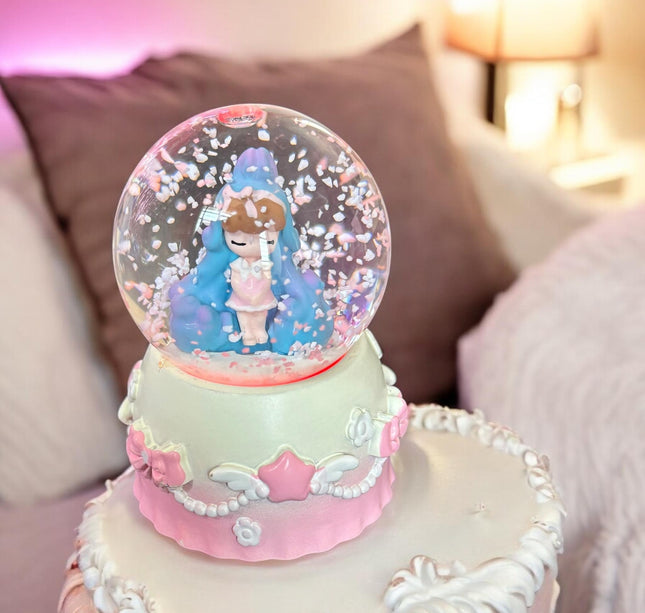 Mini Bola de Nieve con Muñequita con Luz