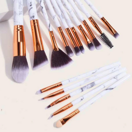 6 Sets 15 Brochas Maquillaje B&W $30.60 c/u