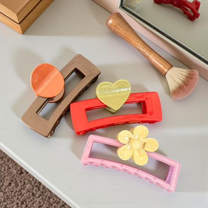 12 Pinzas Rectangulares Grandes Cristalinas con Figuras Colores $11.6 c/u