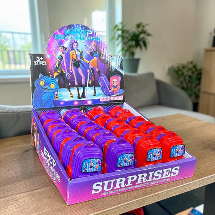 24 Mochilitas Guerreras K-Pop con Llavero sorpresa y Stickers $13.5 c/u