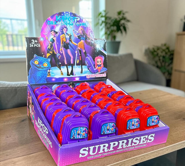 24 Mochilitas Guerreras K-Pop con Llavero sorpresa y Stickers $13.5 c/u
