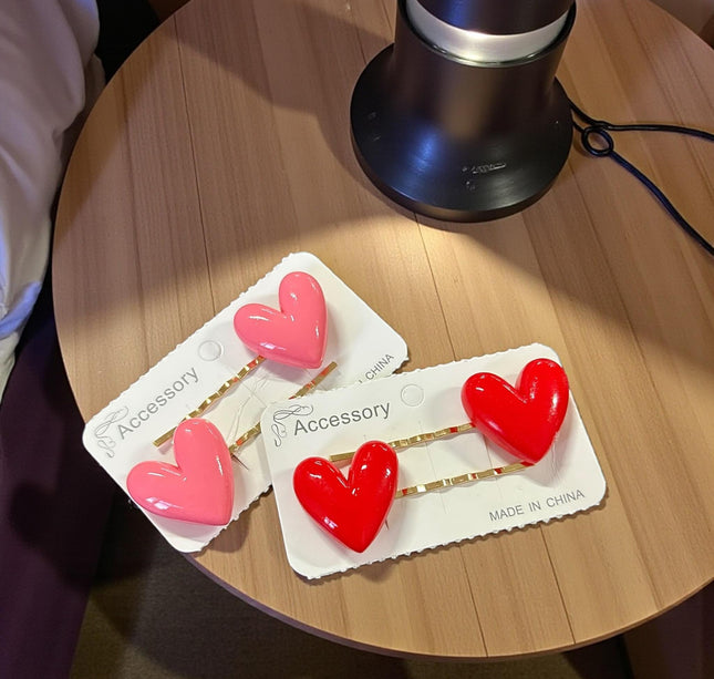 12 Pares de Pasadores Dorados Corazon Colores $5 c/u