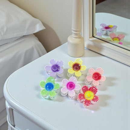 Exclusivo Tienda en linea 💥💎 12 Sets de 3 Pares de Mini Pnzas para el Cabello Flores Hermosas $13.33 c/u