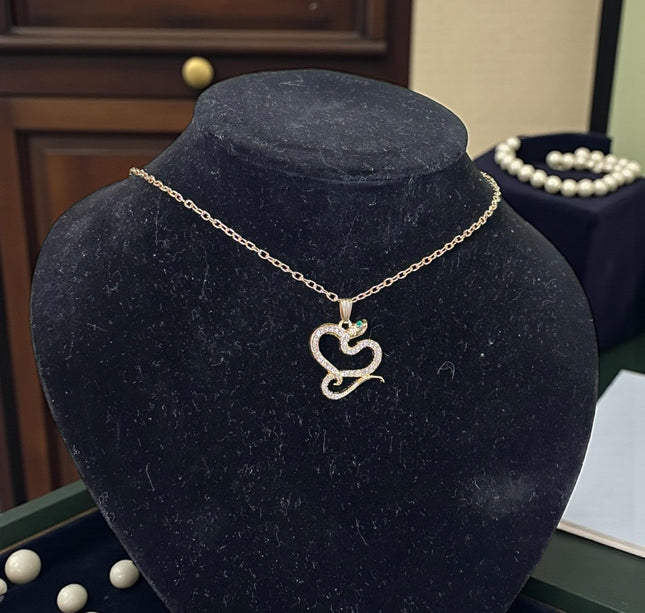 12 Collares Figuras Pedreria Hermosas Dorados $9 c/u