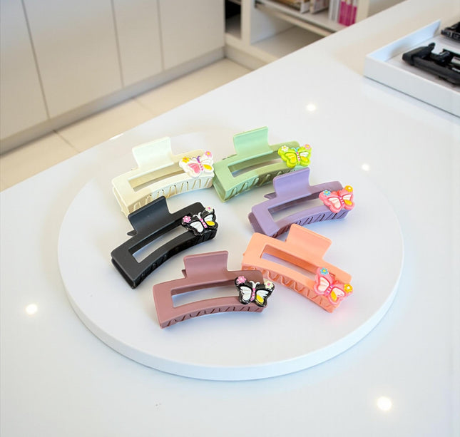 12 Pinzas Matte Mariposa  $7.7 c/u