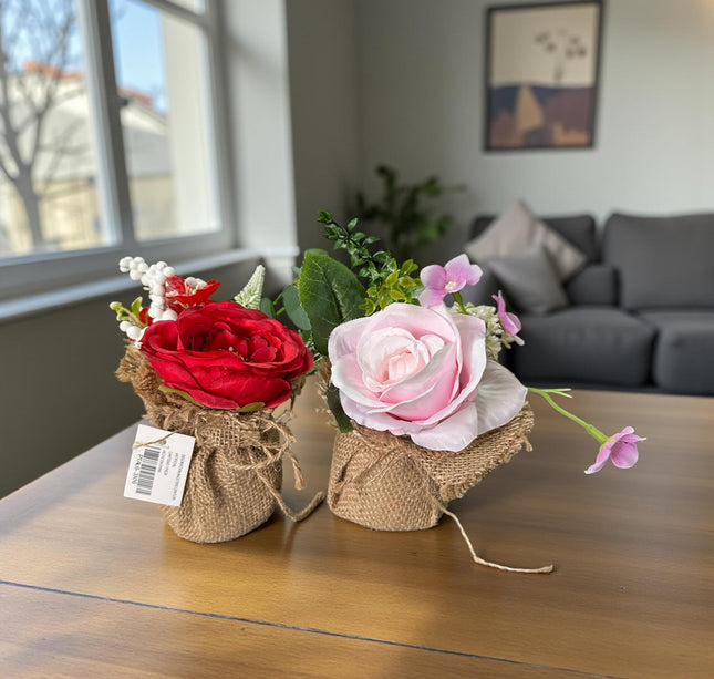 2 Rosa con Flores en Organza $41.9 c/u