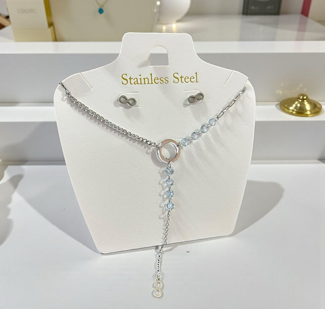 6 Sets de Acero Inoxidable Aretes y Collares $38c/u