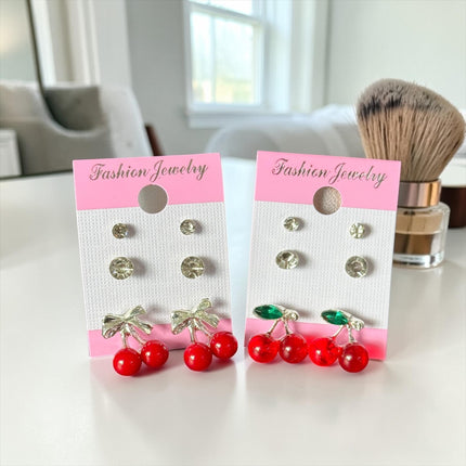 12 Trios de Aretes Cereza Pedreria $10 c/u