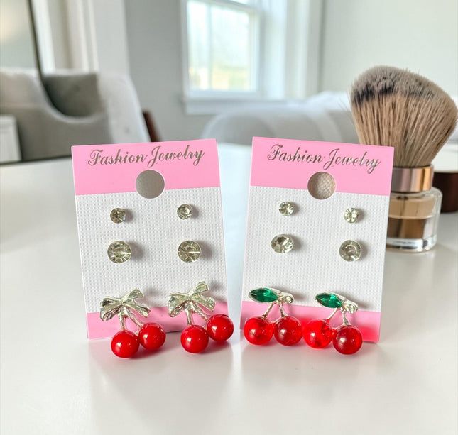12 Trios de Aretes Cereza Pedreria $10 c/u