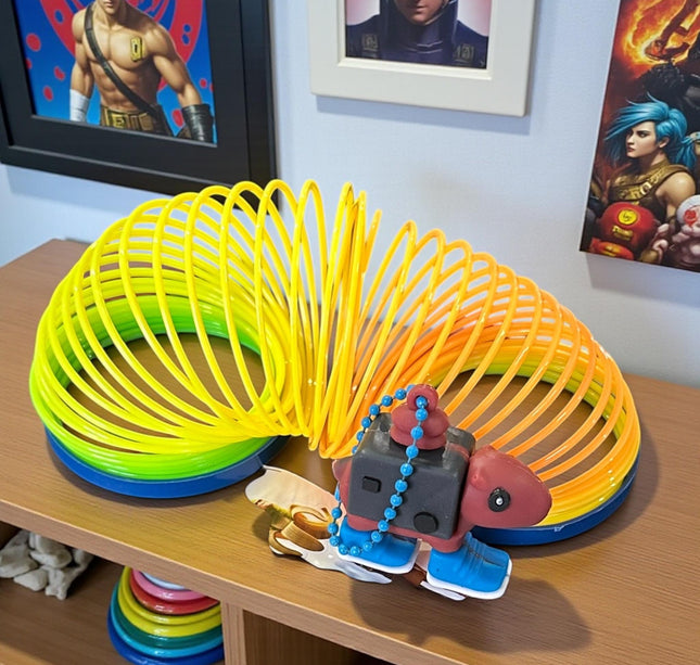 24 Gusanitos/Resortes con Figura llavero "Tralalero" $16 c/u