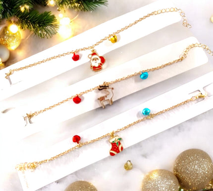 12 Pulseras Doradas Dije Navideño con mini cascabel $5.7 c/u