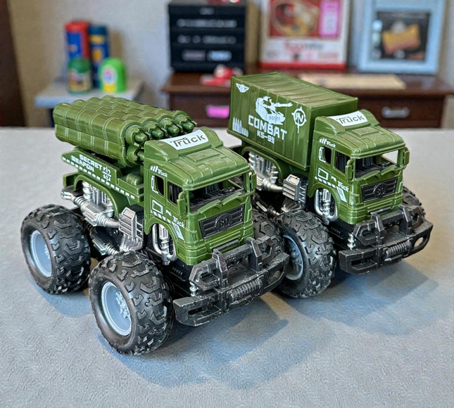 3 Carritos Fricción Militares de Juguete $36 c/u