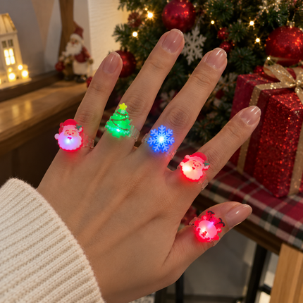 50 Anillos Navideños con Luces y Figuras 3D $2.5 c/u