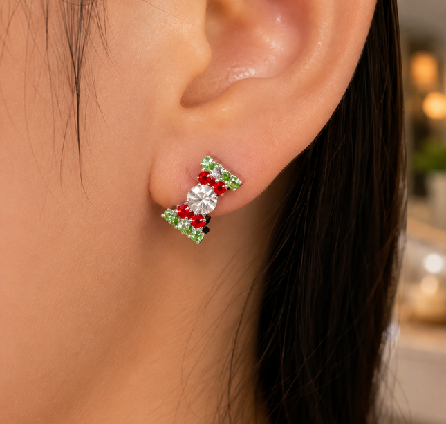 12 Pares de Aretes Tricolor Pedreria $5.9 c/u