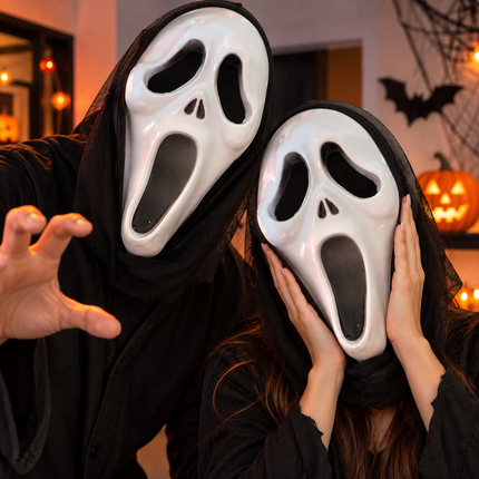 12 Mascara Halloween Scream $13.5 c/u