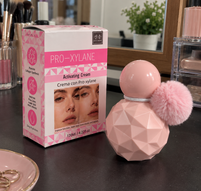 3 Crema Facial con PomPom Hermoso $45 c/u
