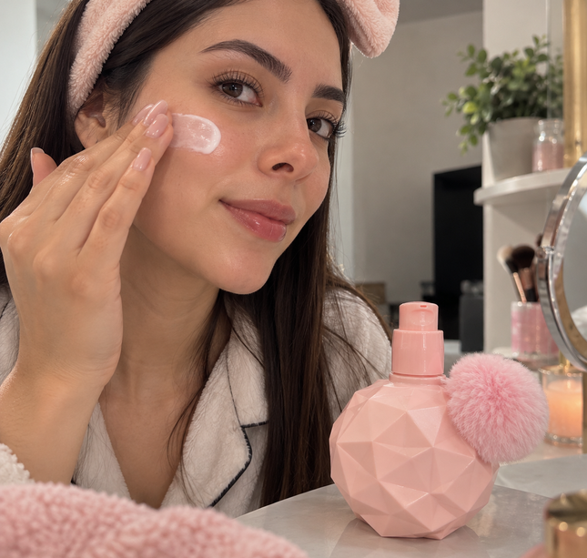 3 Crema Facial con PomPom Hermoso $45 c/u