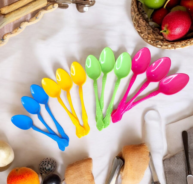 6 Sets 12 piezas cucharas/tenedores de Colores plástico $18 c/u