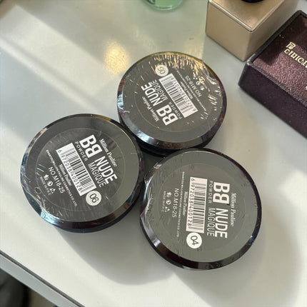 12 Maquillaje en Polvo BB Million Pauline $39 c/u