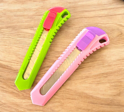 6 Cutters Grandes de Colores $9.9 c/u