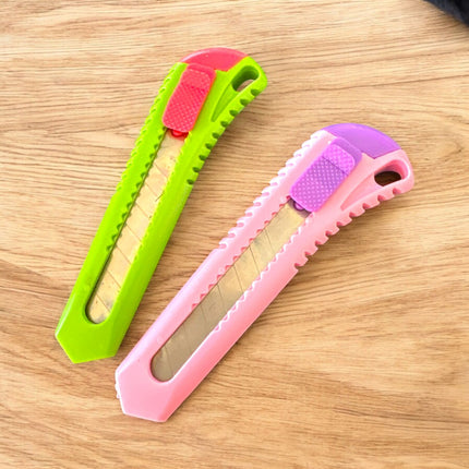 6 Cutters Grandes de Colores $9.9 c/u