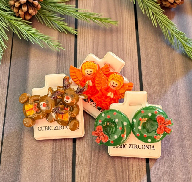 Set de 36 Aretes Navideños $4.14 c/u