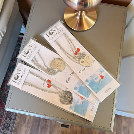 12 Duos Collares Parejas "Love" $10.83 c/u