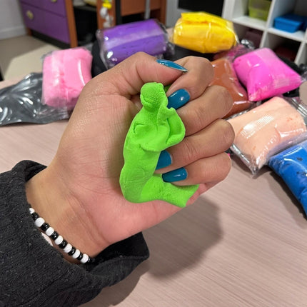 12 Fomi Moldeable de Colores $2.08 c/u