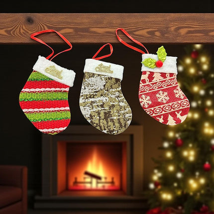 12 Botitas Navideñas Colgante 10cm * 7cm para decorar $5.9 c/u