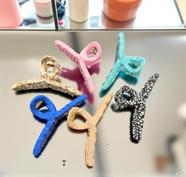 12 Pinzas para Cabello Decoradas con Liston $9.9 c/u