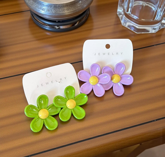 12 Aretes Flores Hermosas $9 c/u
