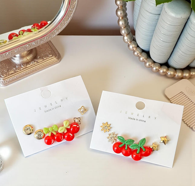 12 Sets Aretes Cherry y Pedreria $6.5 c/u