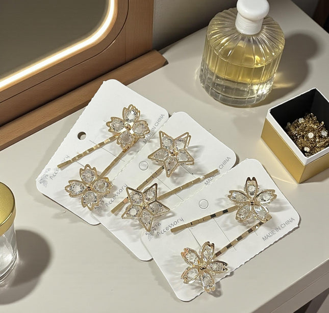 12 Pares de Pasadores Dorados con Pedrería $8.6 c/u