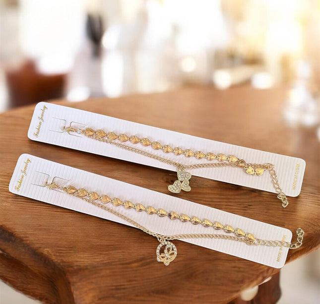 12 Pulseras Doradas con Dije $5.6 c/u