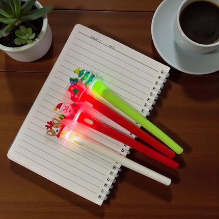 12 Plumas Figuras Navideñas con Luces $9.37 c/u