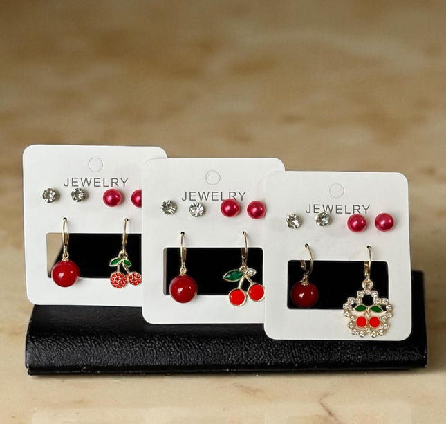 12 Sets de Aretes Cereza/ Pedreria $11.5 c/u