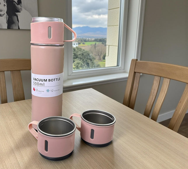 Termo con 3 tazas color en bolsa de regalo