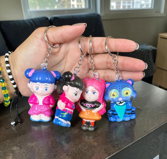 12 Squishies Guerreras K-Pop Llavero $8 c/u