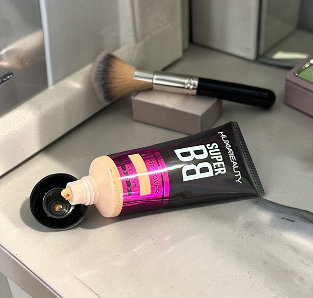 24 Maquillaje Liquido HUXIA $11 c/u