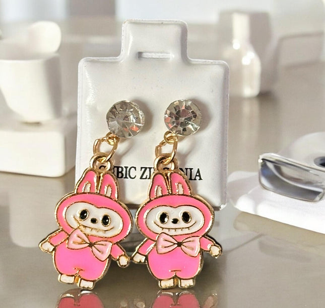 36 Aretes Colgantes Labubus/Capibaras "Zirconia" $5.5 c/u