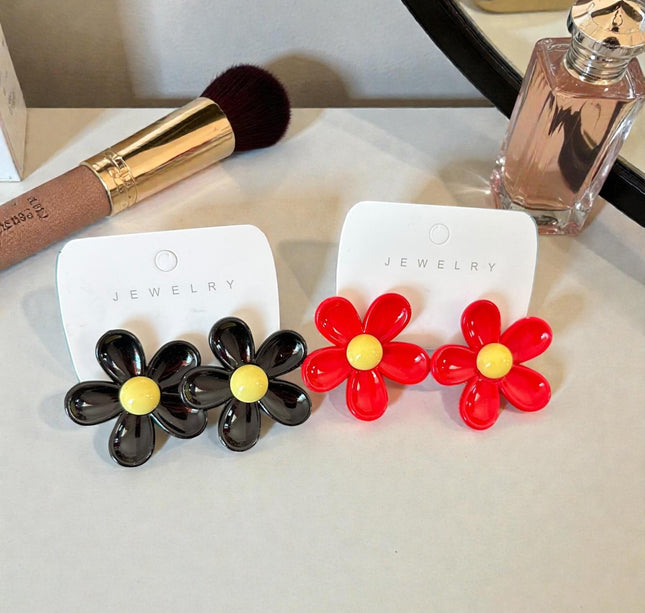 12 Aretes Flores Hermosas $9 c/u