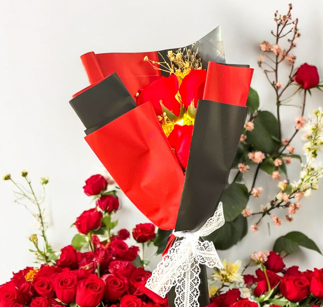 3 Regalo Flores en Bolsa Decoradas $59 c/u