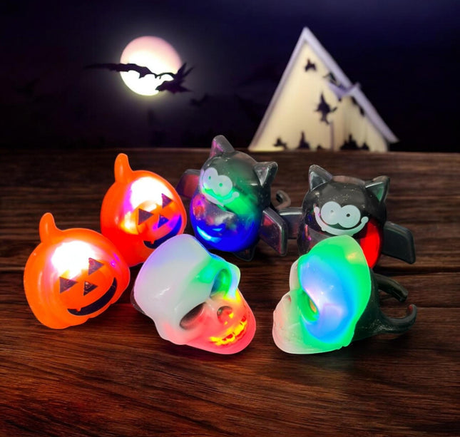 24 Anillos Halloween con Luces $12.3 c/u