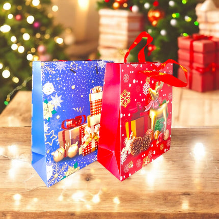 12 Bolsas de regalo Navideñas 3D 22cm x 20 cm $14.9 c/u