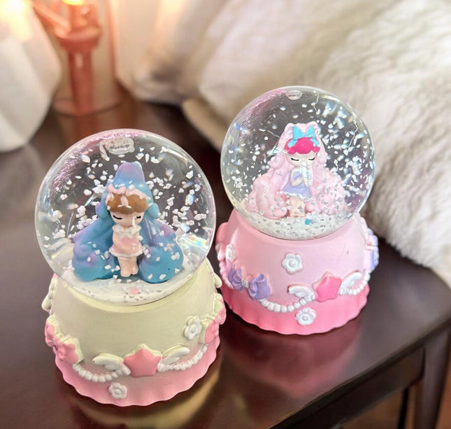 Mini Bola de Nieve con Muñequita con Luz